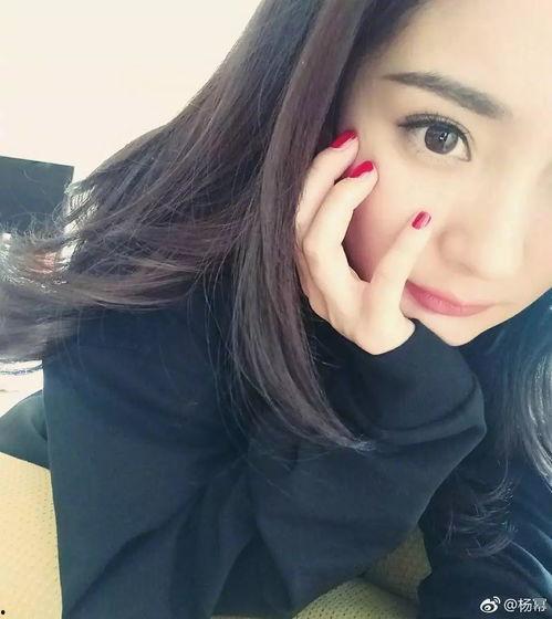 青青国产夫妻视频自拍,青青国产夫妻的自拍生活记录