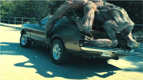 国产怪物追车视频下载,惊险刺激，速度与激情的视觉盛宴