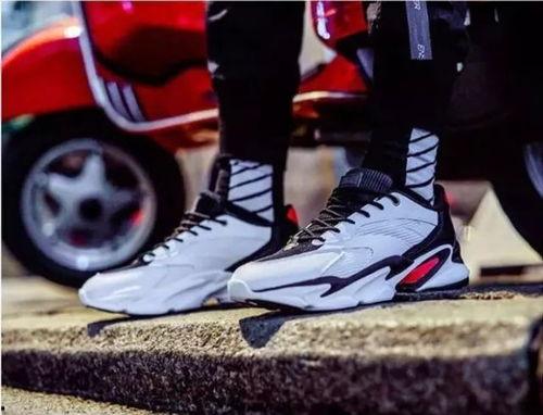 外国人抢国产鞋视频,国产鞋引发国际关注  第3张